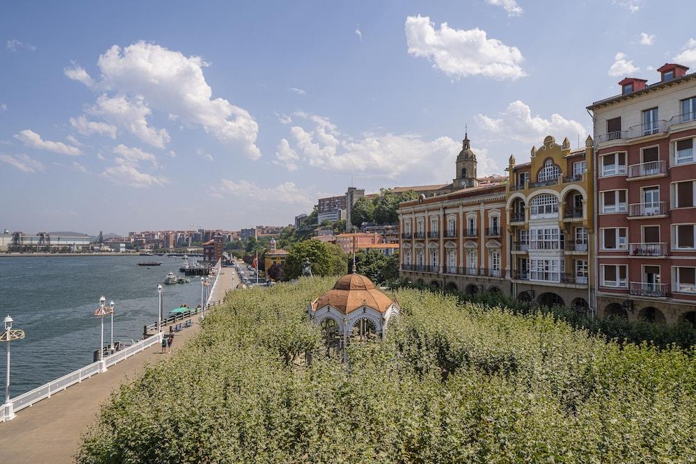 Puente Colgante Boutique Hotel Portugalete Exteriér fotografie
